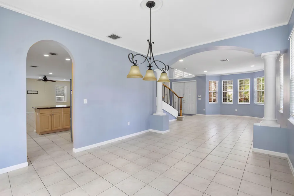 6370 Stonehurst Circle, Lake Worth Beach, FL 33467