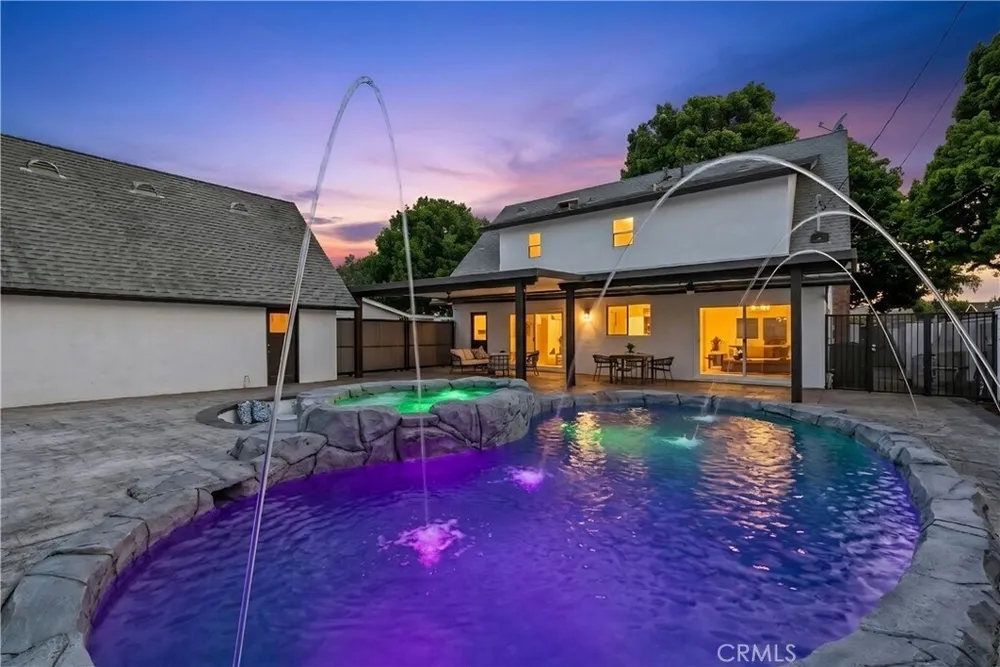 530 Stanford Ave, Fullerton, CA 92831-3336