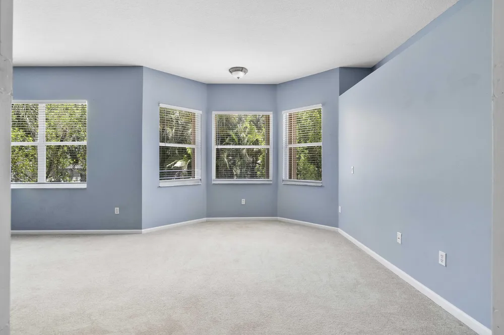 6370 Stonehurst Circle, Lake Worth Beach, FL 33467
