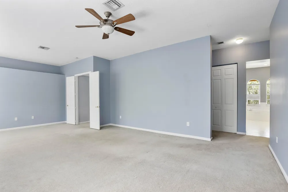 6370 Stonehurst Circle, Lake Worth Beach, FL 33467