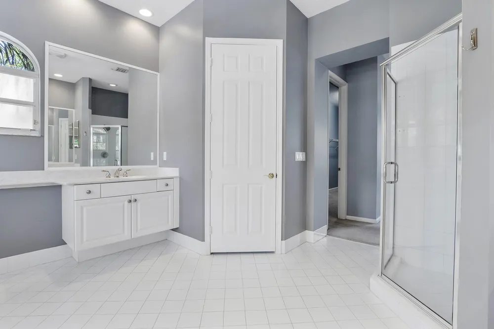 6370 Stonehurst Circle, Lake Worth Beach, FL 33467