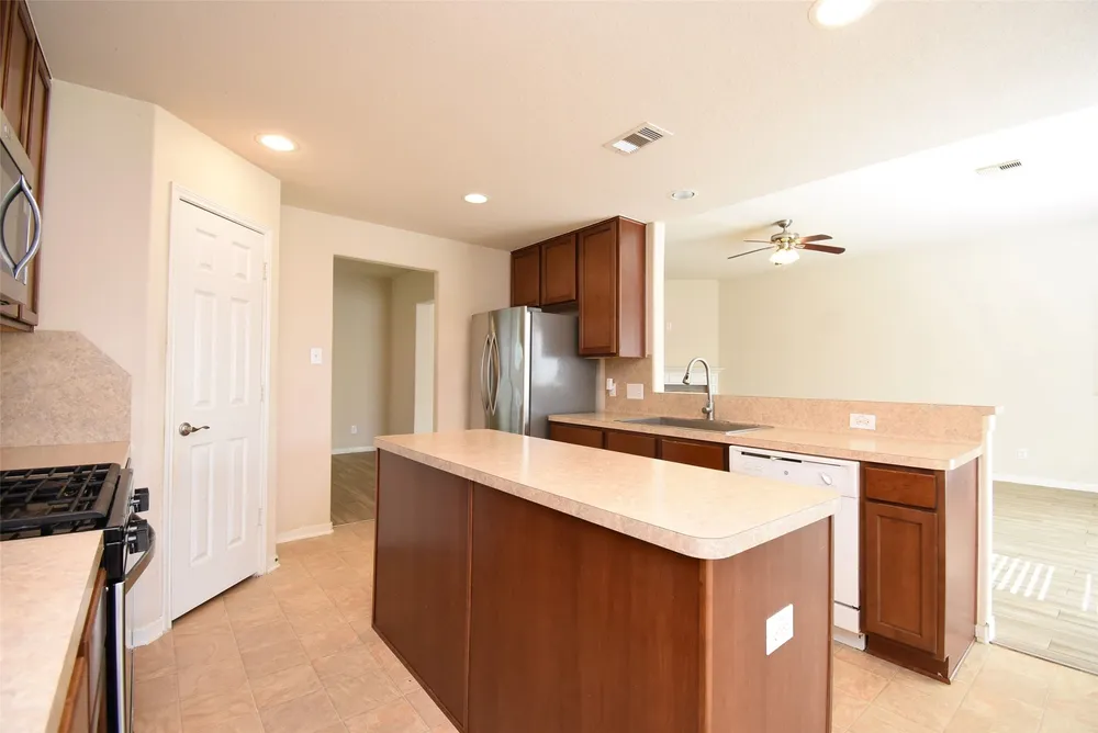 4915 Ibis Lake Ct, Katy, TX 77449