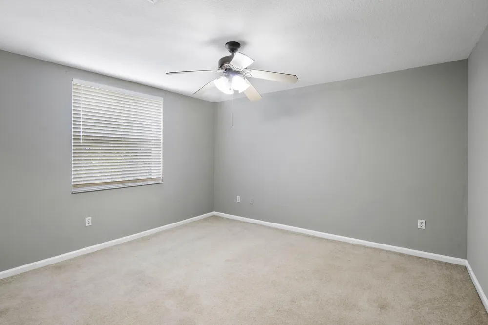 6370 Stonehurst Circle, Lake Worth Beach, FL 33467