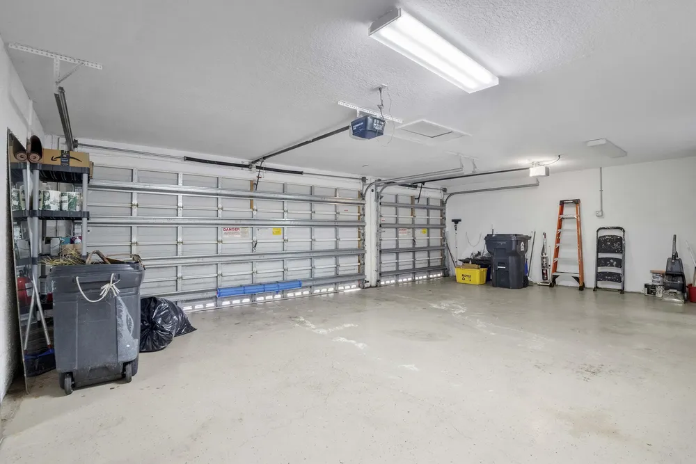 6370 Stonehurst Circle, Lake Worth Beach, FL 33467