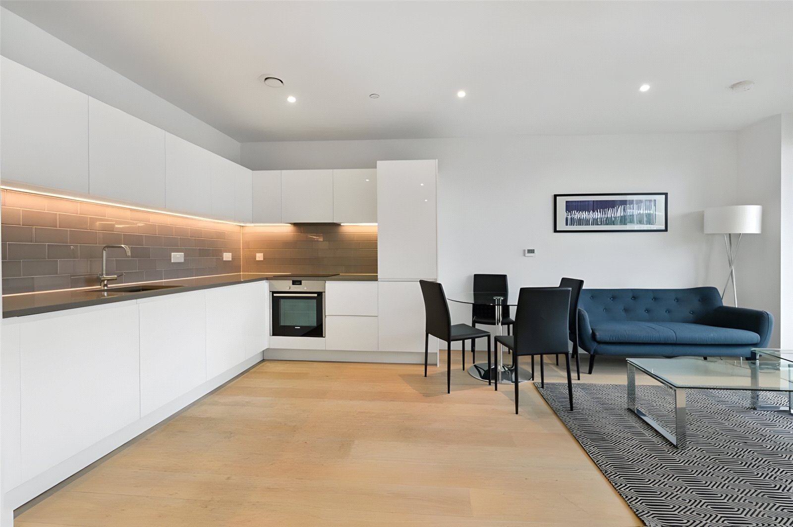 Schooner Road, London, E16 Image 2