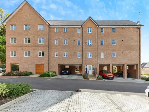 Arnold Close, HERTFORDphoto