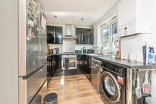 Greenfield View, Batley