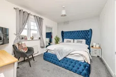 Greenfield View, Batley