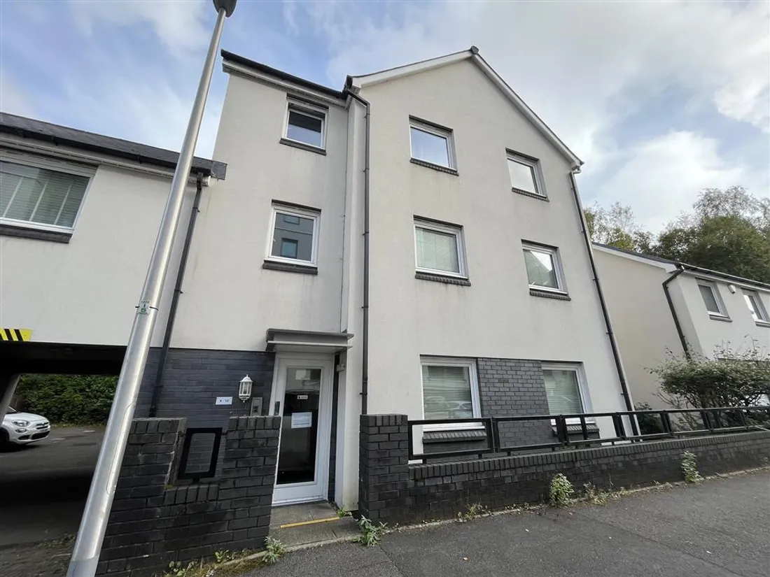 Property photo 11