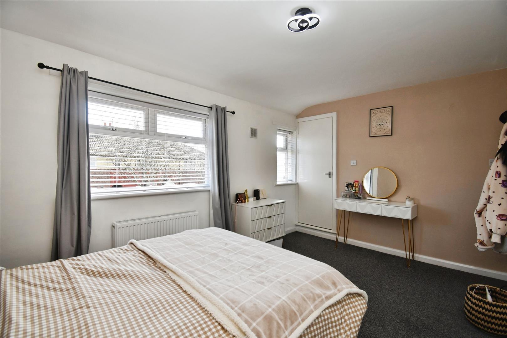 Rawcliffe Grove, Hull Image 12