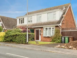 Conway Drive, Shepshed, Loughborough thumb 2