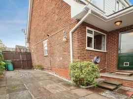 Conway Drive, Shepshed, Loughborough thumb 3
