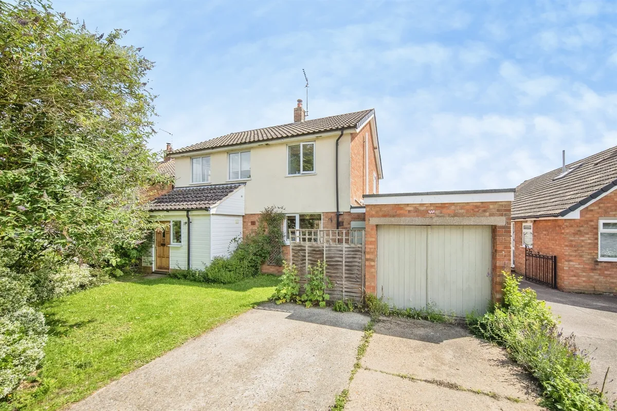 Barton Road, Woodbridge