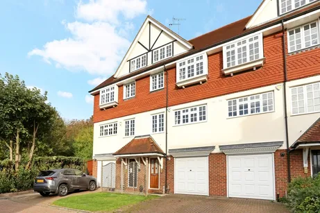 Yew Walk Harrow HA1