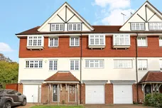 Yew Walk Harrow HA1 photo 4