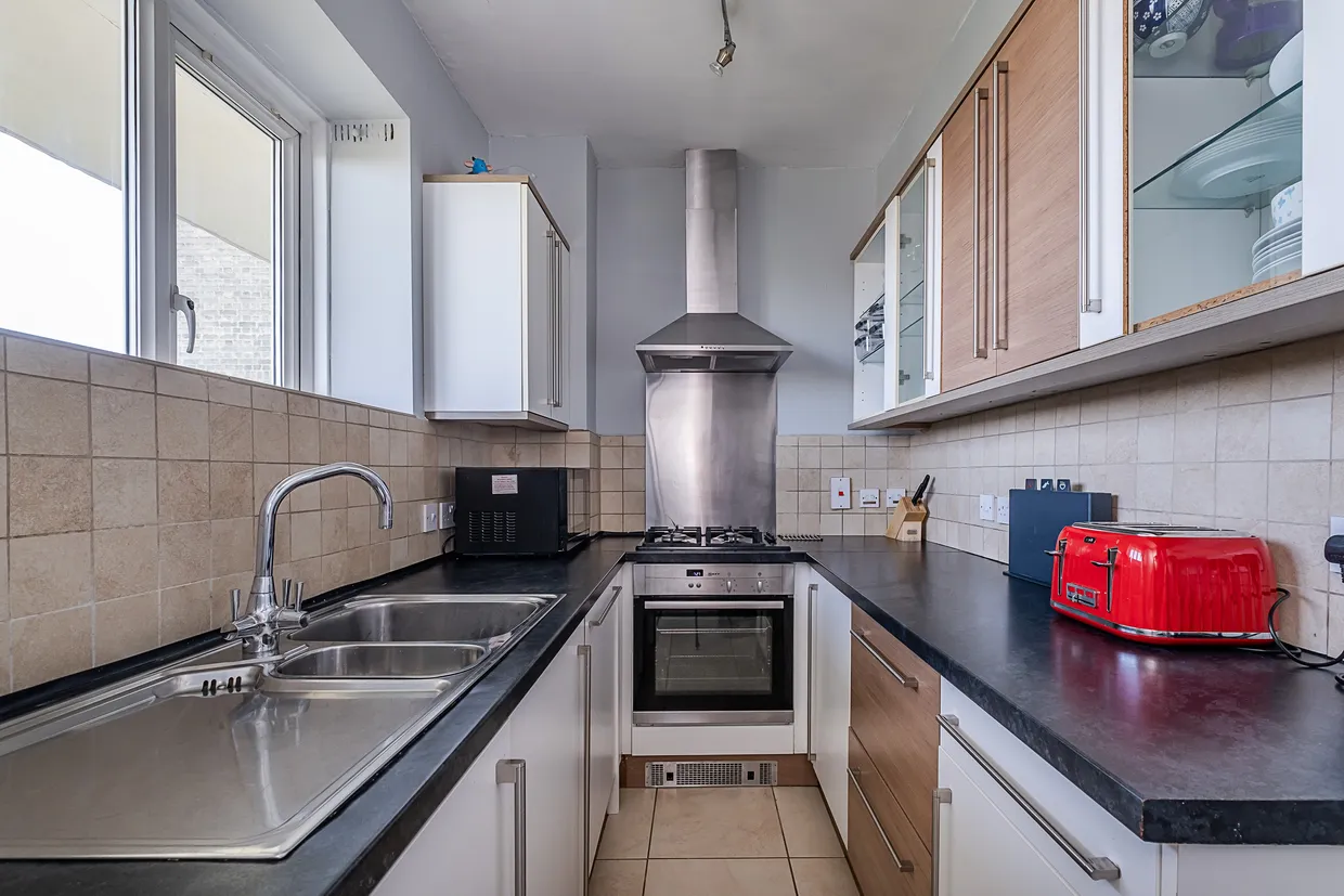 Upper Richmond Road, London, SW15 photo 3