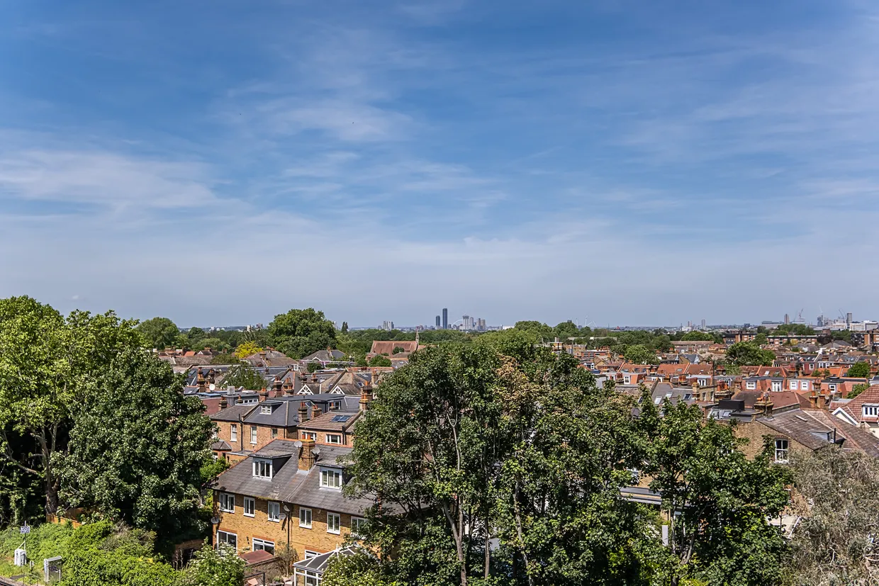 Upper Richmond Road, London, SW15 photo 6