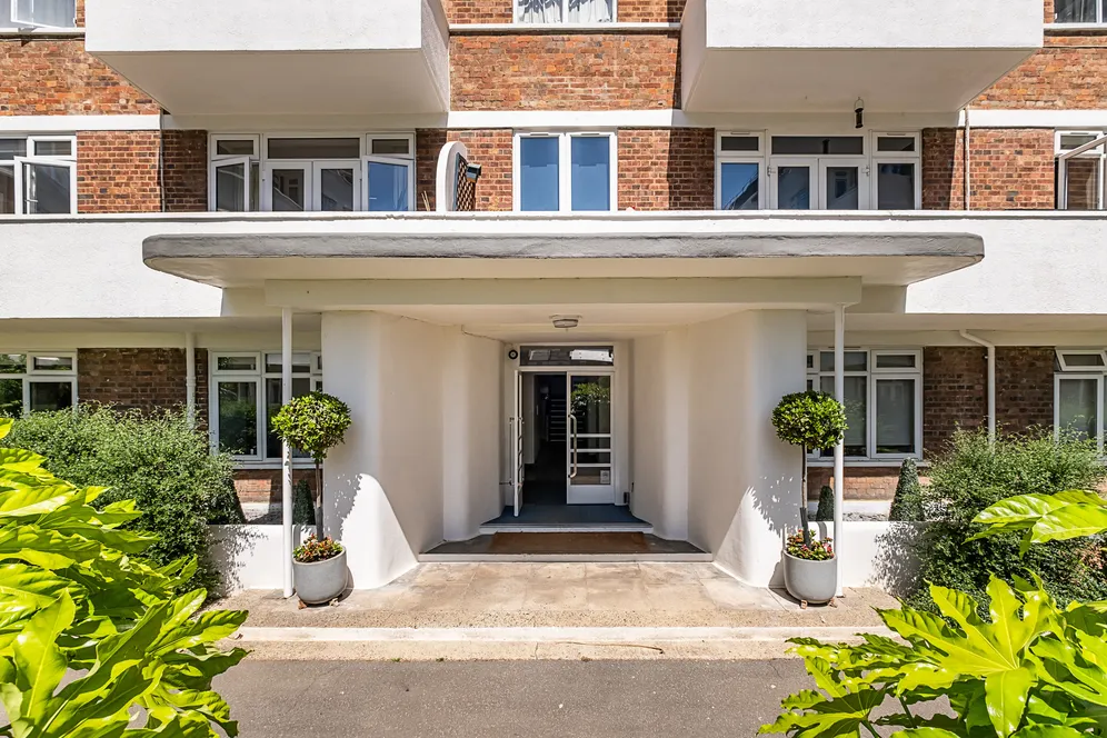 Upper Richmond Road, London, SW15 photo 12