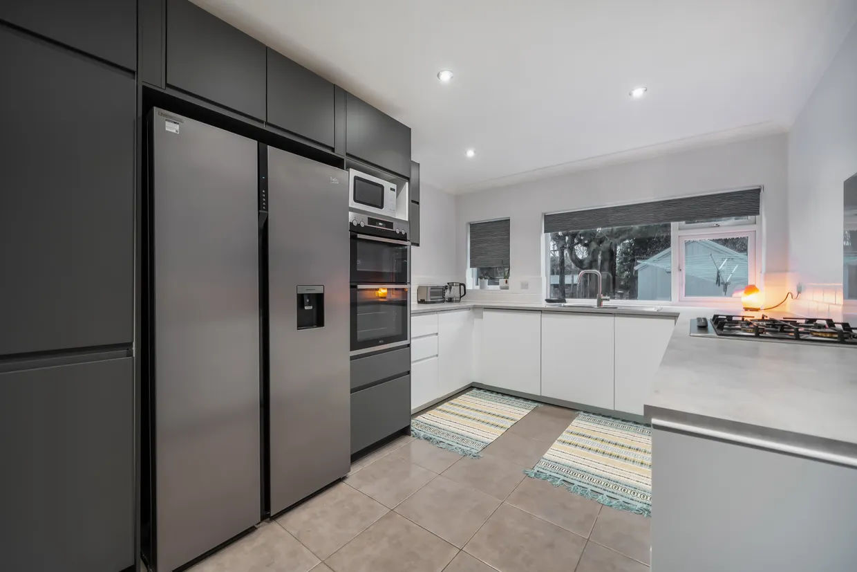 Meadow Way, Dorney Reach, Maidenhead, SL6 photo 1