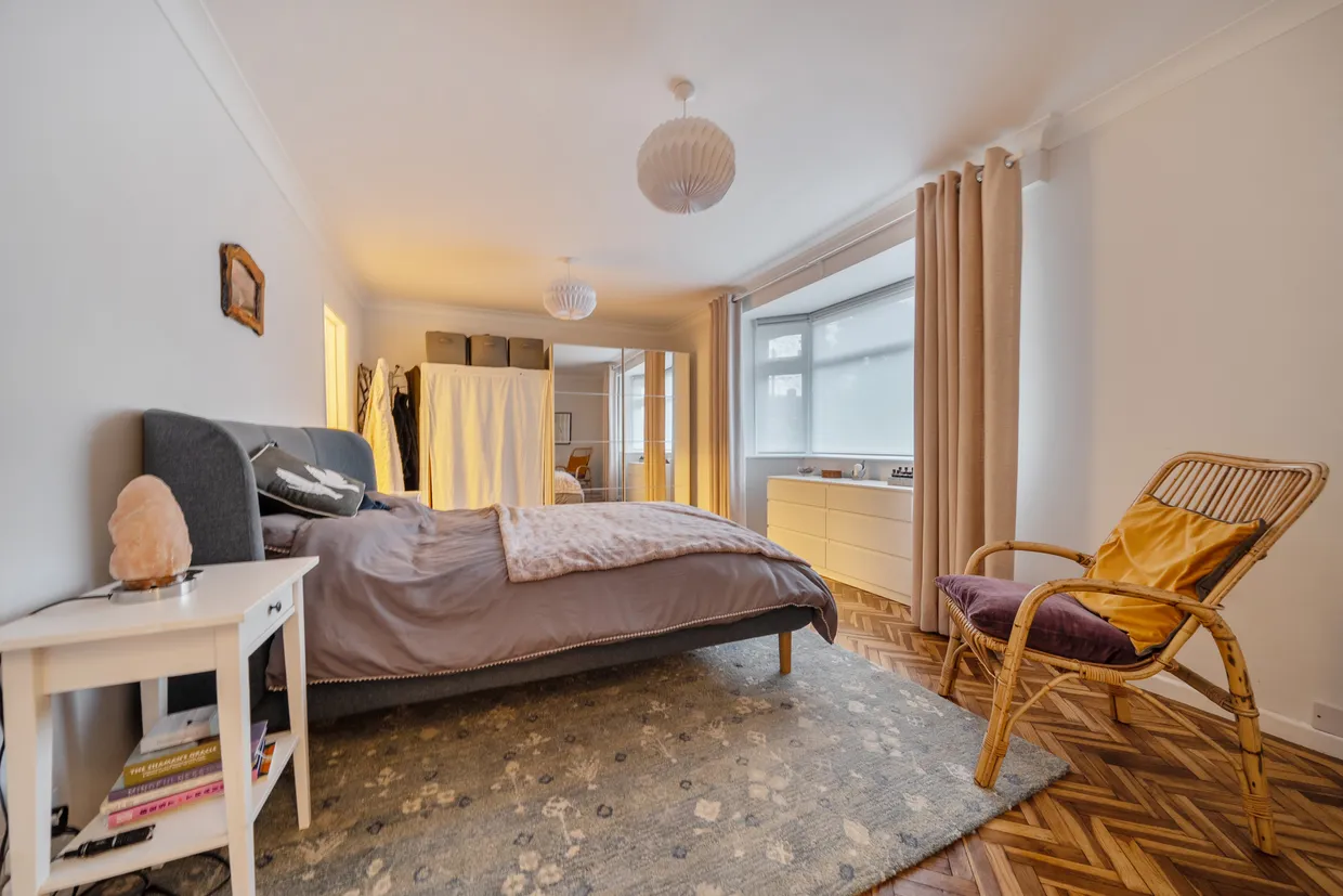 Meadow Way, Dorney Reach, Maidenhead, SL6 photo 3
