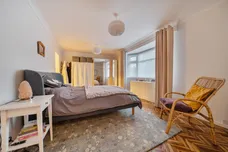 Meadow Way, Dorney Reach, Maidenhead, SL6 photo 3