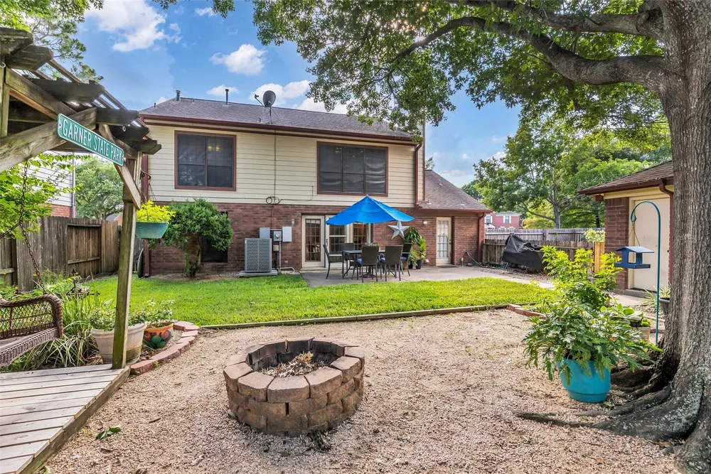 15426 Freestone Peach Ln, Cypress, TX 77433
