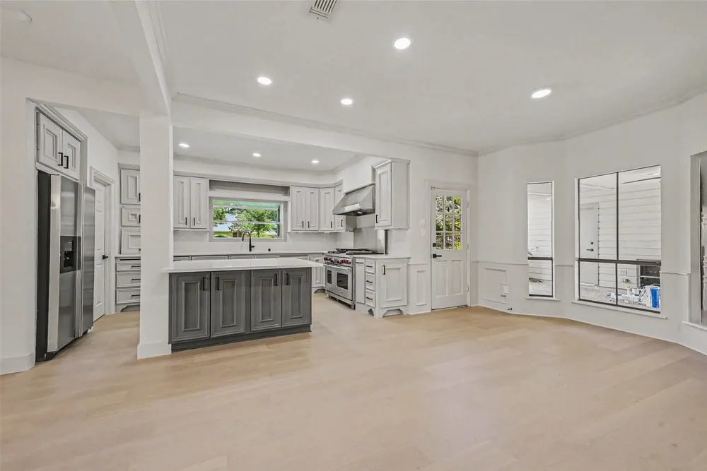 507 Commodore Way, Houston, TX 77079