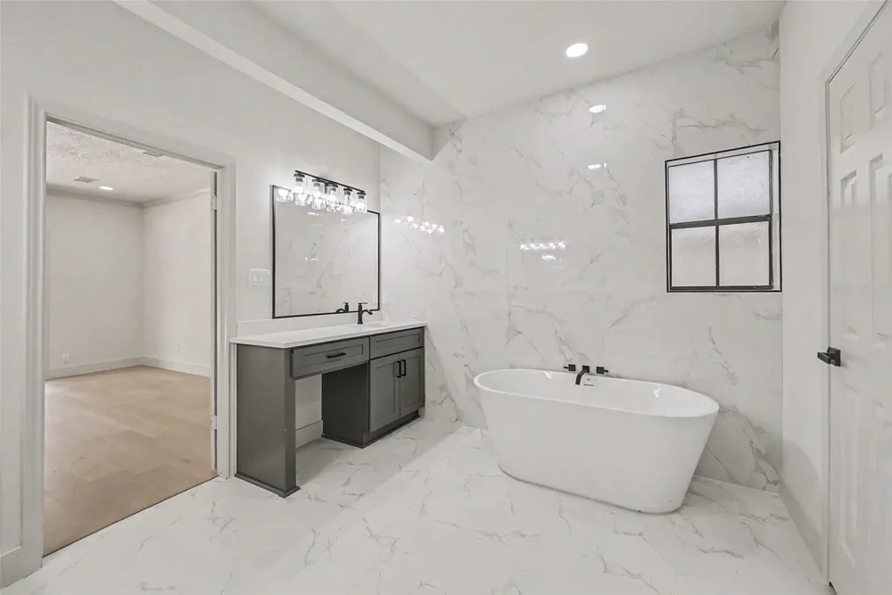 507 Commodore Way, Houston, TX 77079