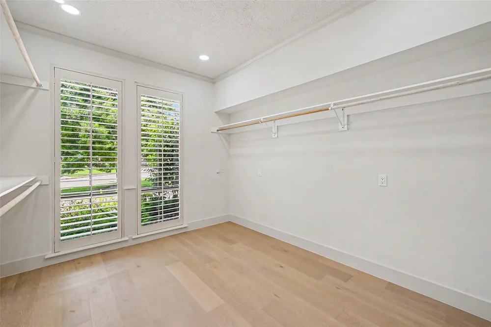 507 Commodore Way, Houston, TX 77079