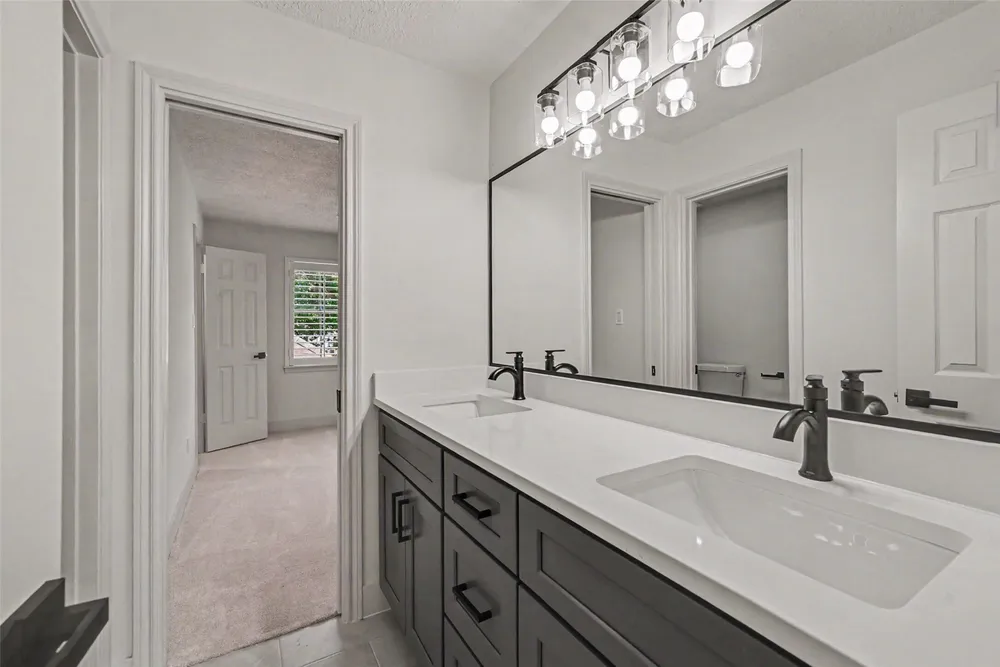 507 Commodore Way, Houston, TX 77079