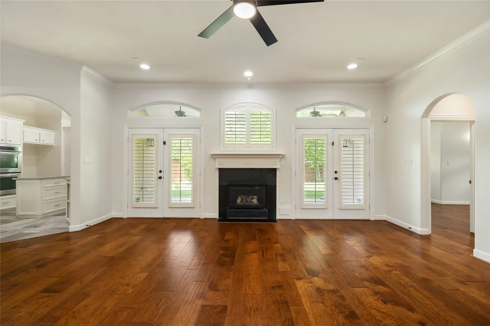 9406 Bevlyn Dr, Houston, TX 77025