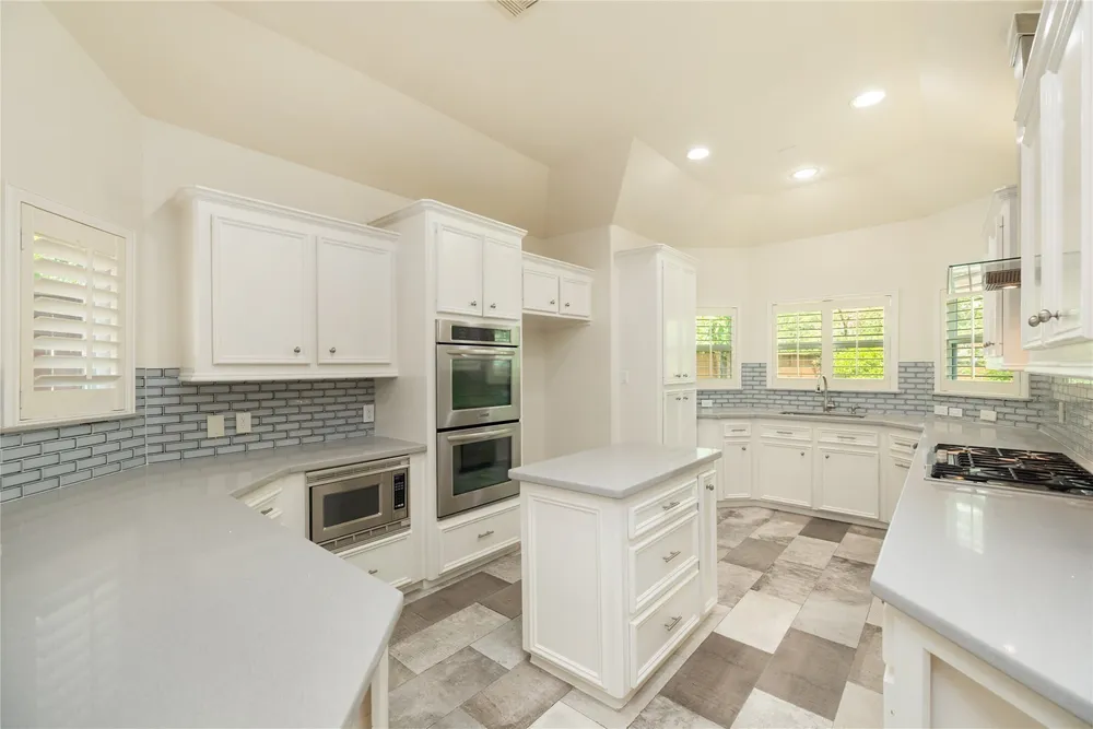 9406 Bevlyn Dr, Houston, TX 77025