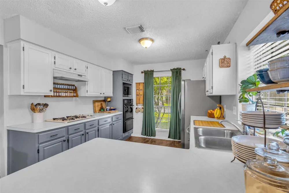 15426 Freestone Peach Ln, Cypress, TX 77433