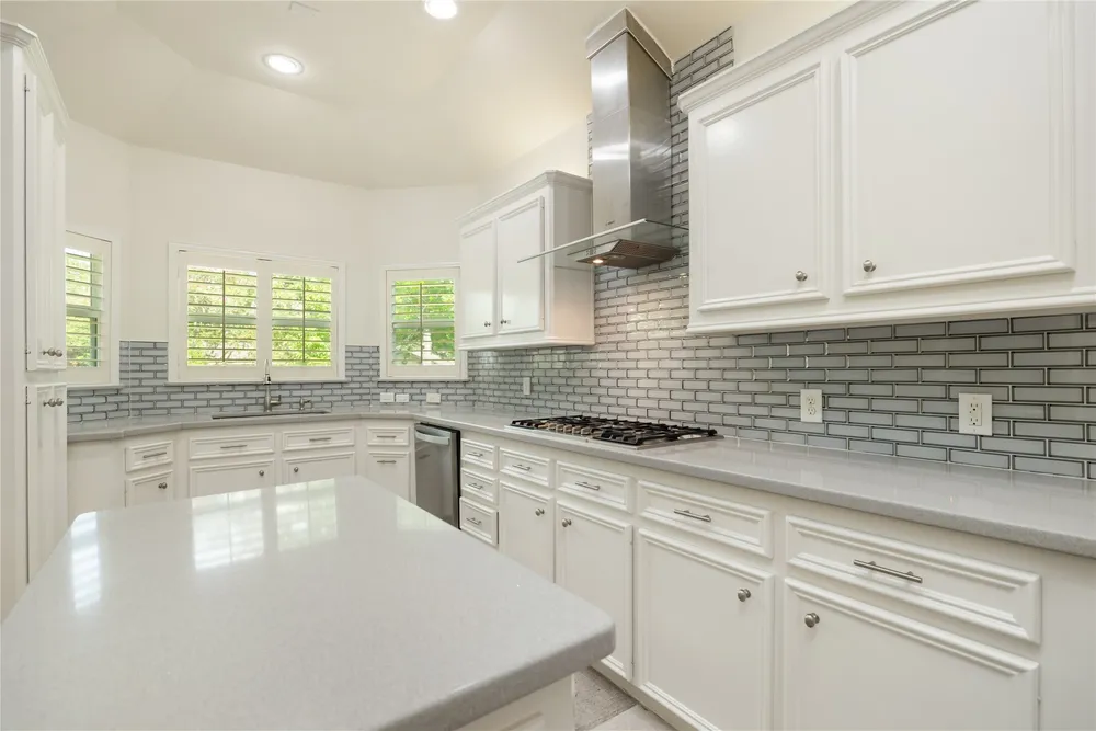 9406 Bevlyn Dr, Houston, TX 77025