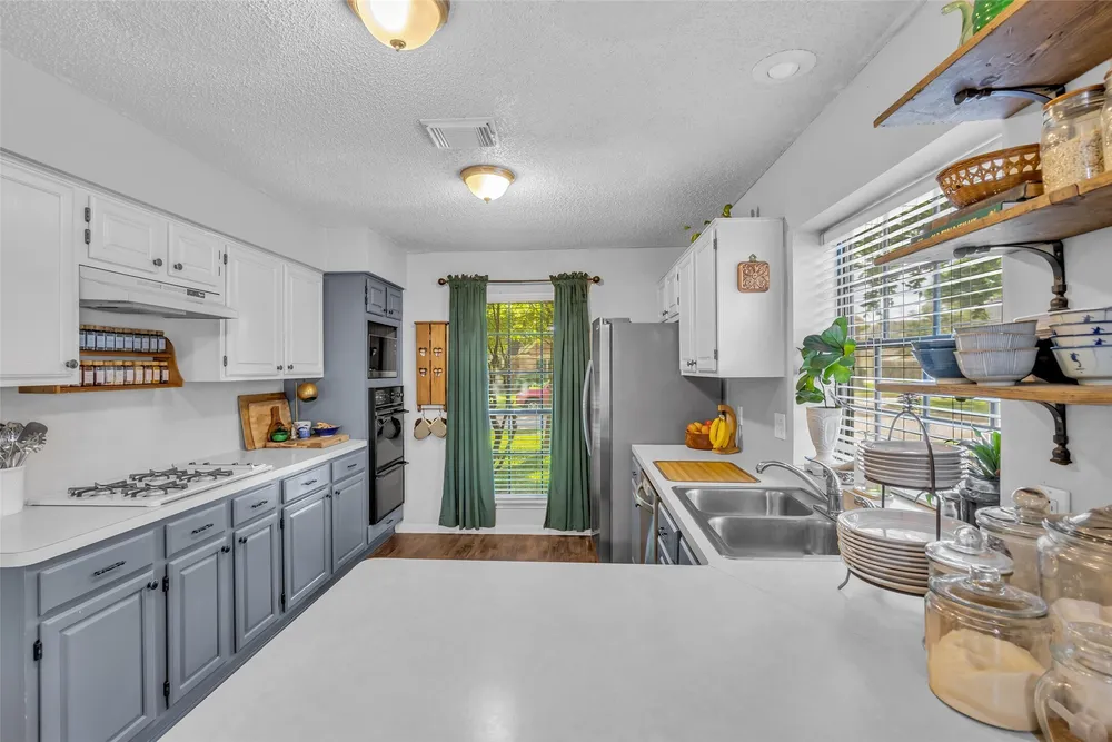 15426 Freestone Peach Ln, Cypress, TX 77433