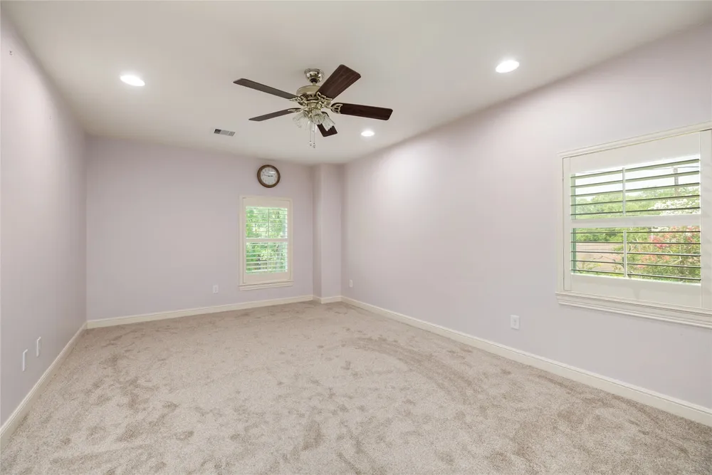 9406 Bevlyn Dr, Houston, TX 77025