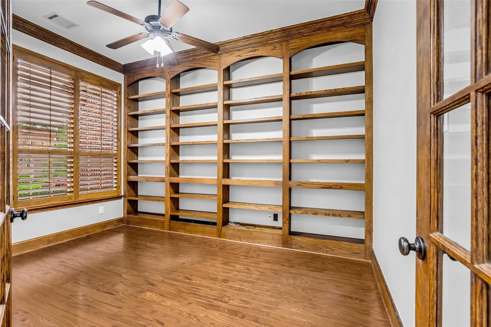 107 N Almondell Circle, The Woodlands, TX 77354