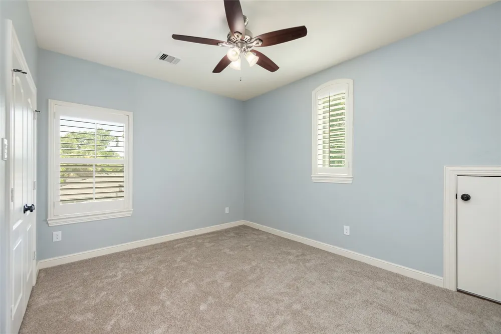 9406 Bevlyn Dr, Houston, TX 77025