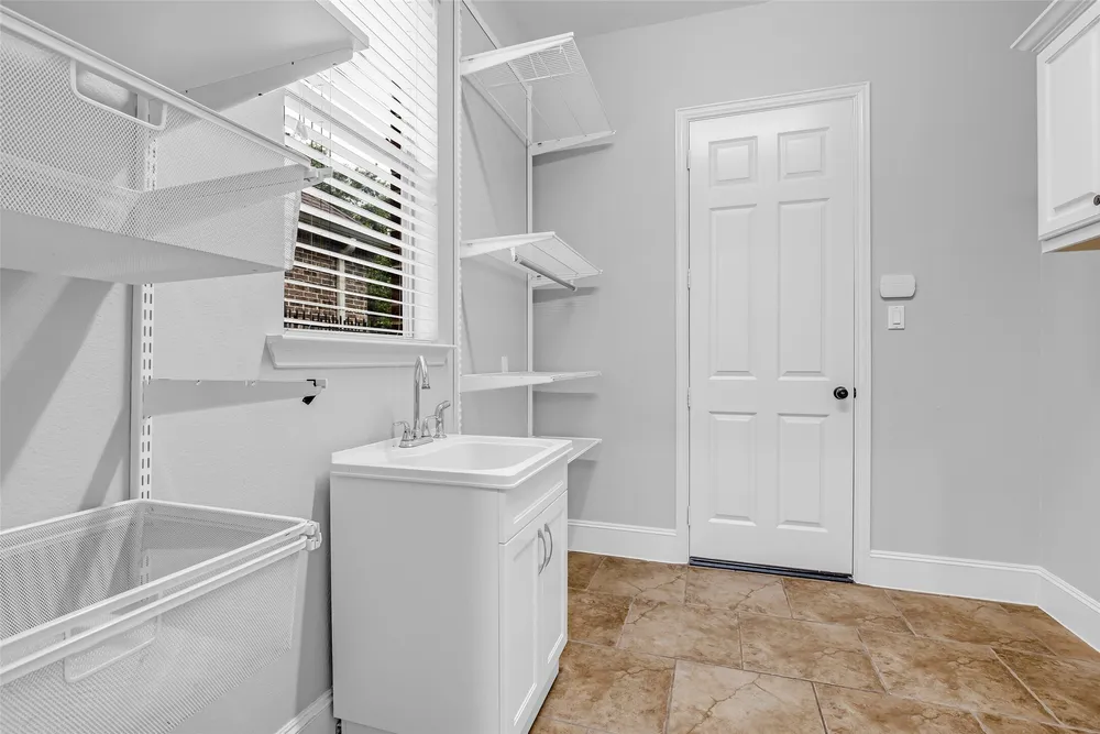 107 N Almondell Circle, The Woodlands, TX 77354