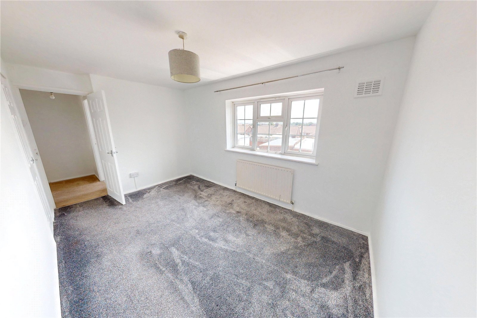 Abbotts Drive, Stanford-le-Hope, Essex, SS17 Image 9