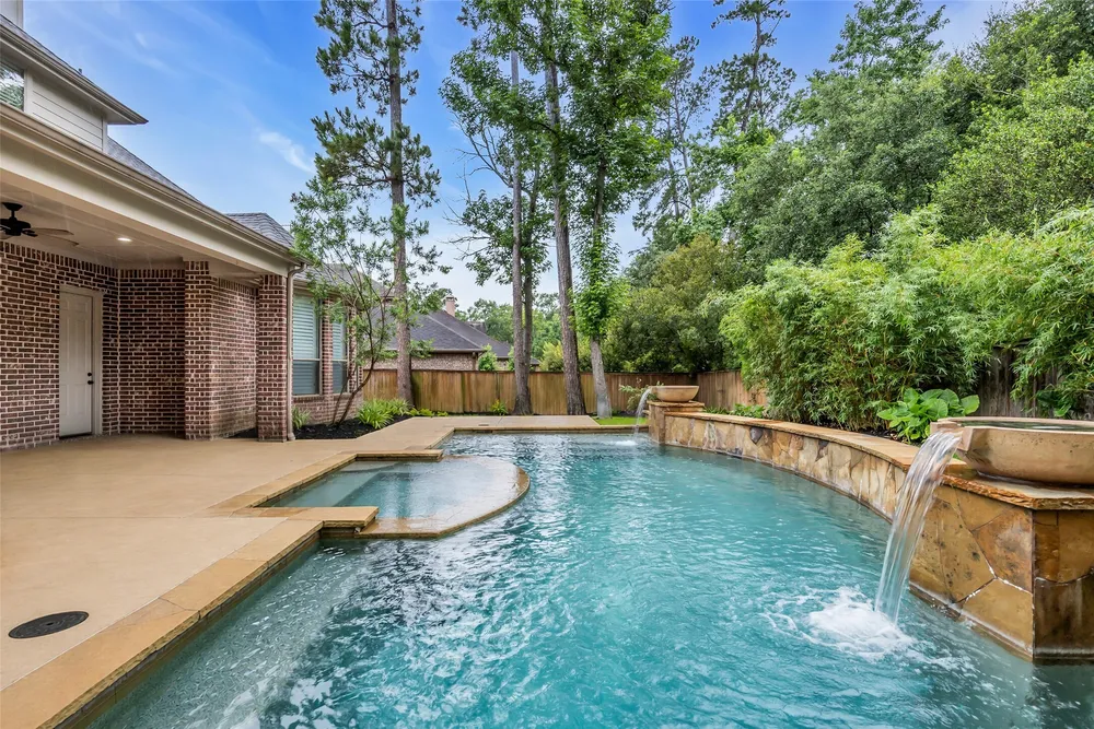 107 N Almondell Circle, The Woodlands, TX 77354
