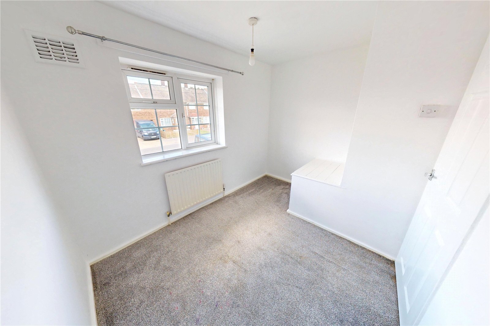 Abbotts Drive, Stanford-le-Hope, Essex, SS17 Image 18