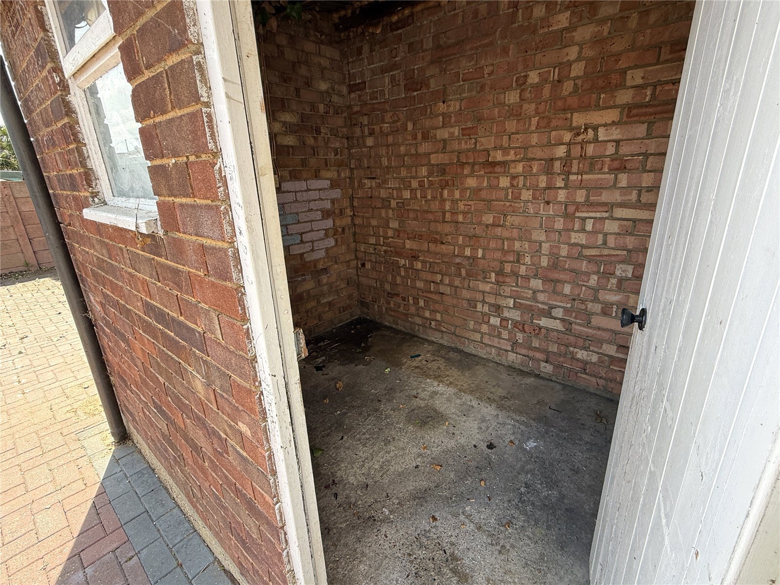 Abbotts Drive, Stanford-le-Hope, Essex, SS17 Image 22