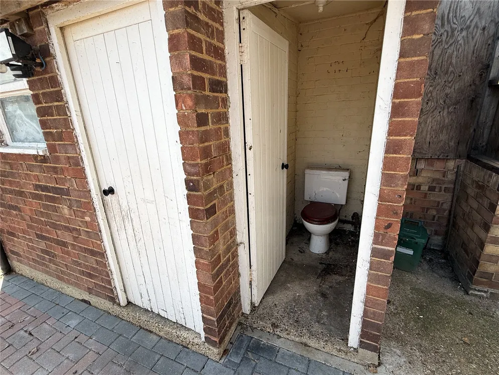 Property carousel item 23