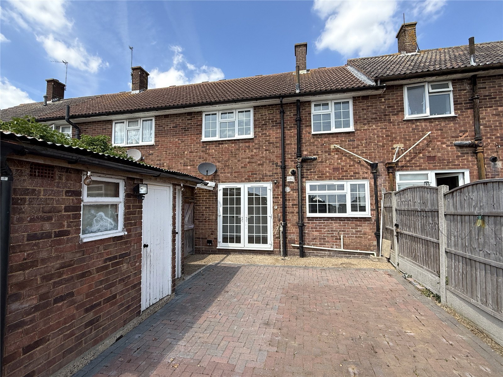 Abbotts Drive, Stanford-le-Hope, Essex, SS17 Image 25