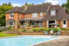 Bradcutts Lane, Cookham, Maidenhead, SL6 photo 2