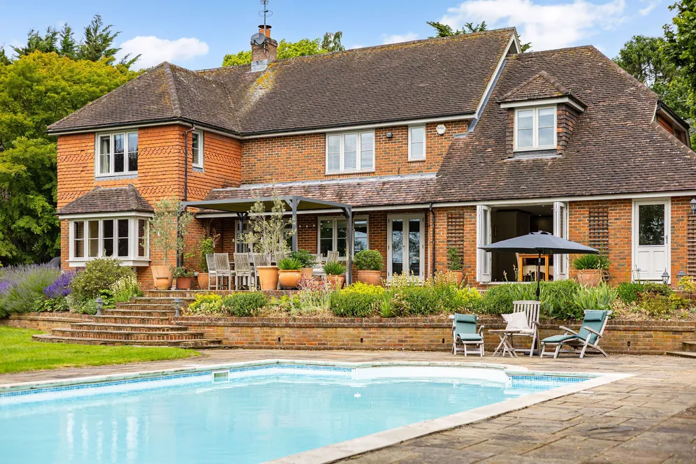 Bradcutts Lane, Cookham, Maidenhead, SL6 photo 2