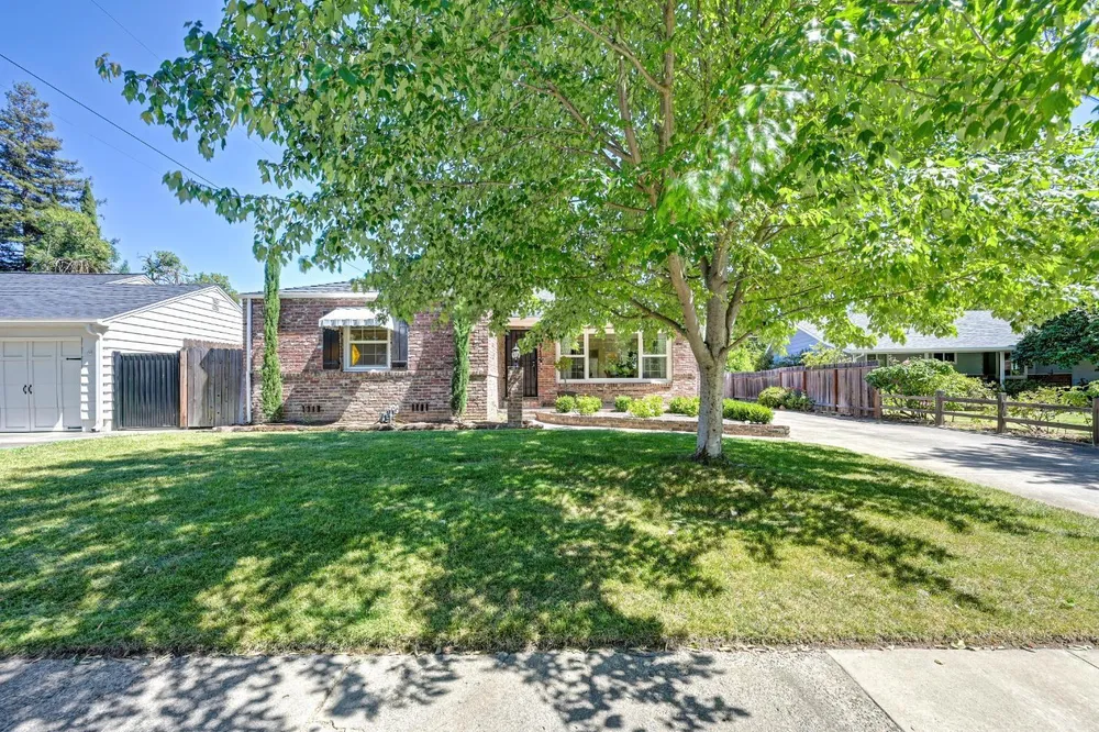 5712 McAdoo Ave, Sacramento, CA 95819