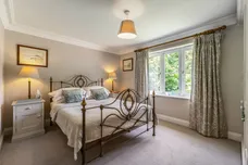 Bradcutts Lane, Cookham, Maidenhead, SL6 photo 10