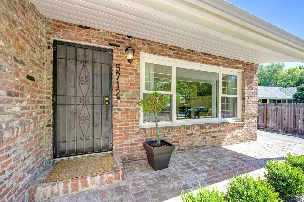 5712 McAdoo Ave, Sacramento, CA 95819